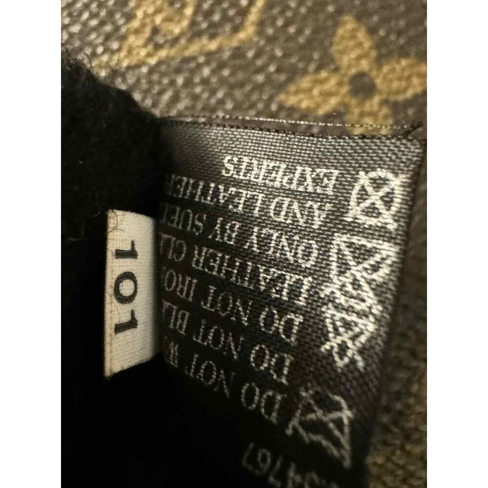 Prada Lambskin Gloves - Picture 15 of 16